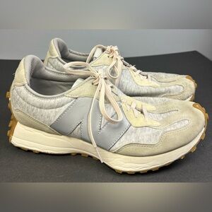 New Balance-‎ Shoes- Size: 10.5, Some heel wear- Pre-Owned